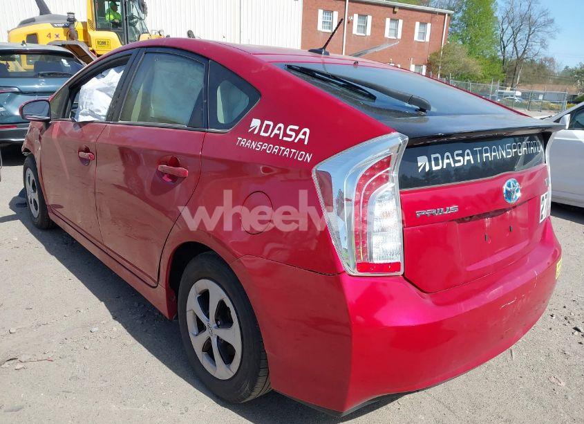 Photo 3 of 2015 Toyota Prius FOUR (VIN JTDKN3DU0F0445310)