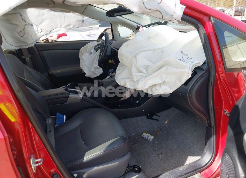 Photo 5 of 2015 Toyota Prius FOUR (VIN JTDKN3DU0F0445310)