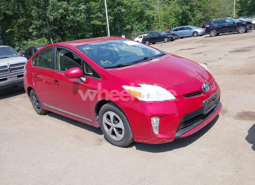 2015 Toyota Prius THREE (VIN JTDKN3DU0F1874540) main photo
