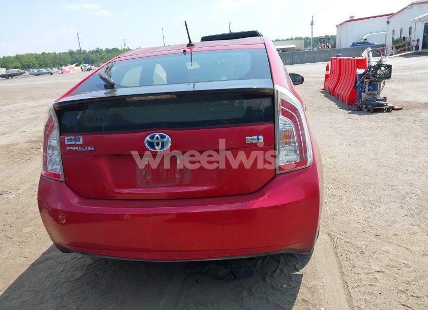 Photo 16 of 2015 Toyota Prius THREE (VIN JTDKN3DU0F1874540)