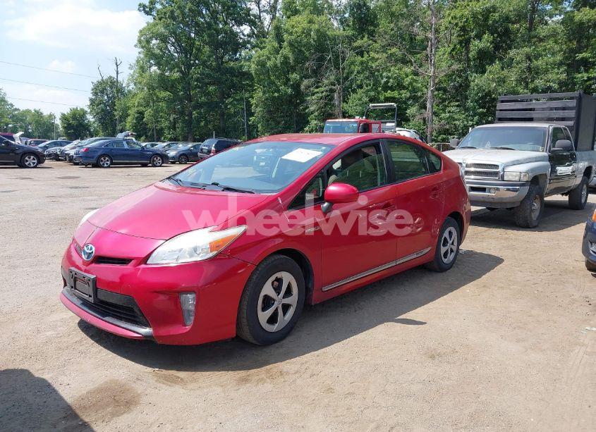 Photo 2 of 2015 Toyota Prius THREE (VIN JTDKN3DU0F1874540)