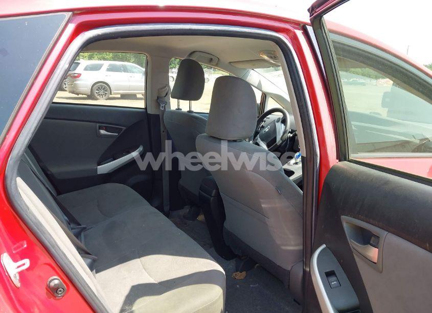 Photo 8 of 2015 Toyota Prius THREE (VIN JTDKN3DU0F1874540)