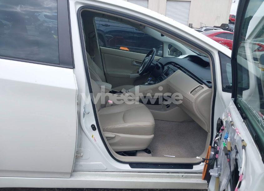 Photo 5 of 2010 Toyota Prius I/II/III/IV/V (VIN JTDKN3DU1A0017027)