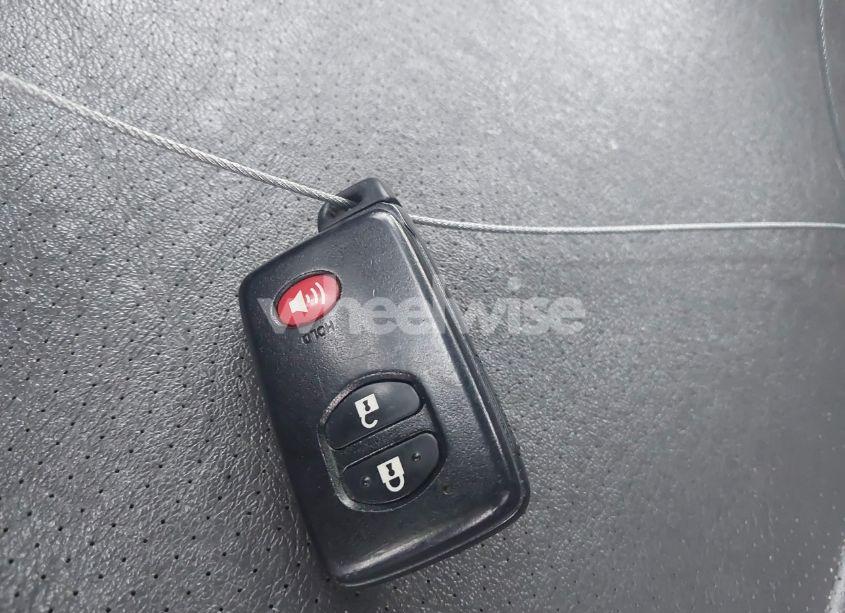 Photo 11 of 2010 Toyota Prius IV (VIN JTDKN3DU1A0017710)