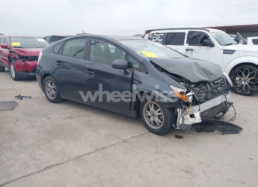 2010 Toyota Prius III (VIN JTDKN3DU1A0026861) main photo