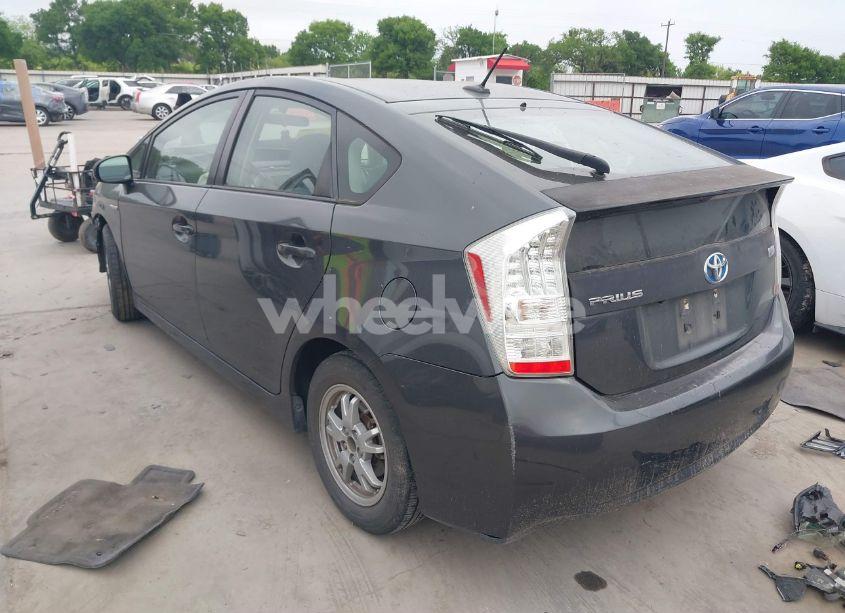 Photo 3 of 2010 Toyota Prius III (VIN JTDKN3DU1A0026861)