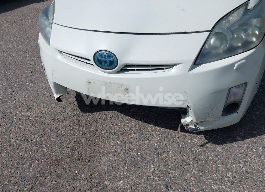 Photo 6 of 2010 Toyota Prius V (VIN JTDKN3DU1A0040808)