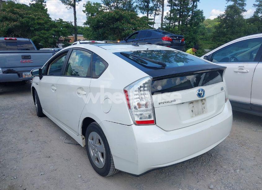 Photo 3 of 2010 Toyota Prius III (VIN JTDKN3DU1A0050271)