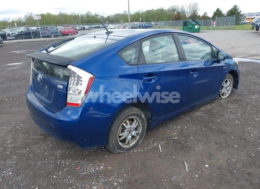 Photo 4 of 2010 Toyota Prius II (VIN JTDKN3DU1A0057642)