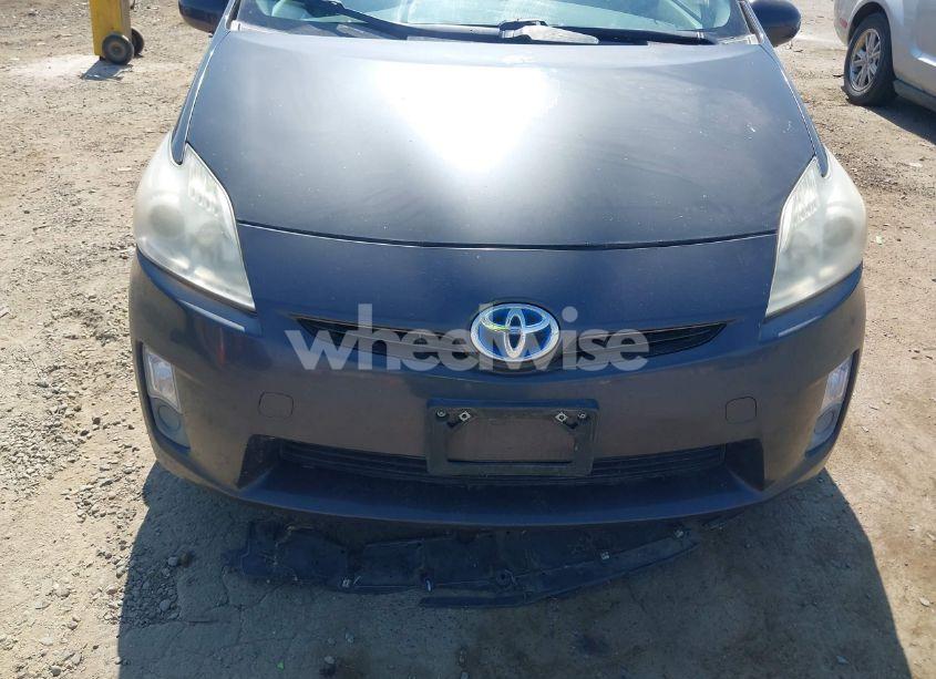 Photo 6 of 2010 Toyota Prius III (VIN JTDKN3DU1A0065854)