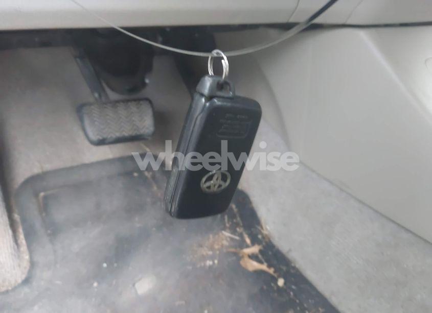 Photo 11 of 2010 Toyota Prius IV (VIN JTDKN3DU1A0084355)