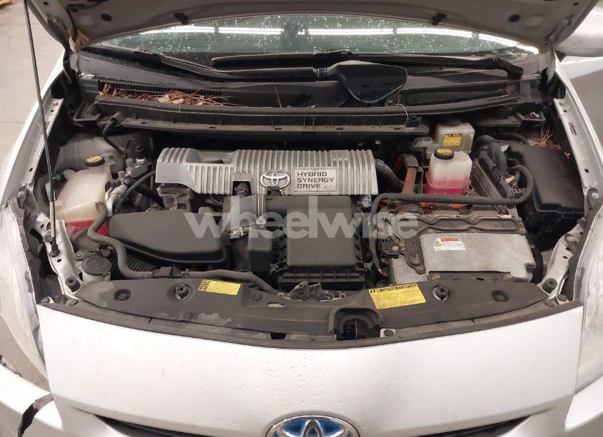 Photo 10 of 2010 Toyota Prius II (VIN JTDKN3DU1A0129469)