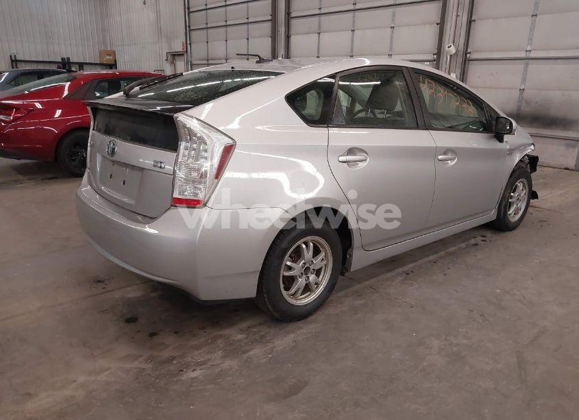 Photo 4 of 2010 Toyota Prius II (VIN JTDKN3DU1A0129469)