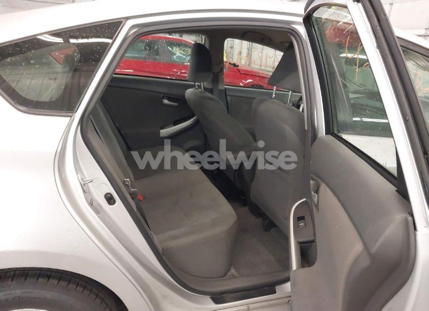 Photo 8 of 2010 Toyota Prius II (VIN JTDKN3DU1A0129469)