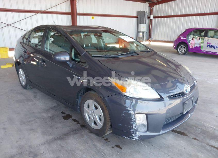 2010 Toyota Prius II (VIN JTDKN3DU1A0170135) main photo