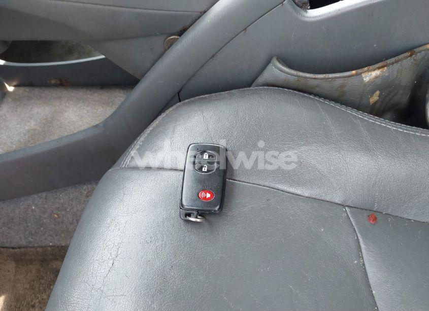 Photo 11 of 2010 Toyota Prius III (VIN JTDKN3DU1A0233847)