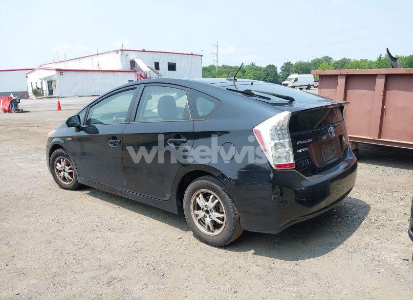 Photo 3 of 2010 Toyota Prius III (VIN JTDKN3DU1A0233847)