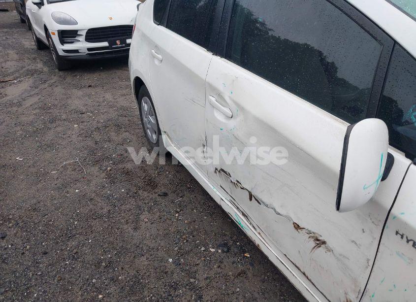 Photo 6 of 2010 Toyota Prius II (VIN JTDKN3DU1A5003468)