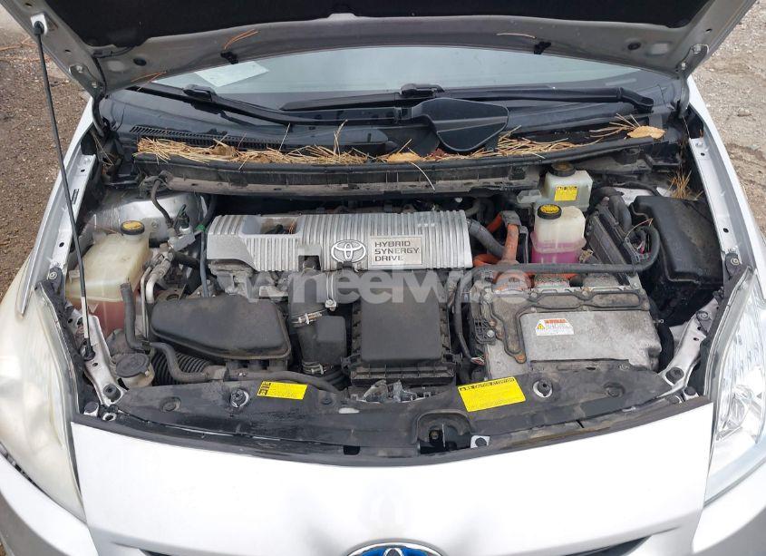 Photo 10 of 2010 Toyota Prius II (VIN JTDKN3DU1A5108849)