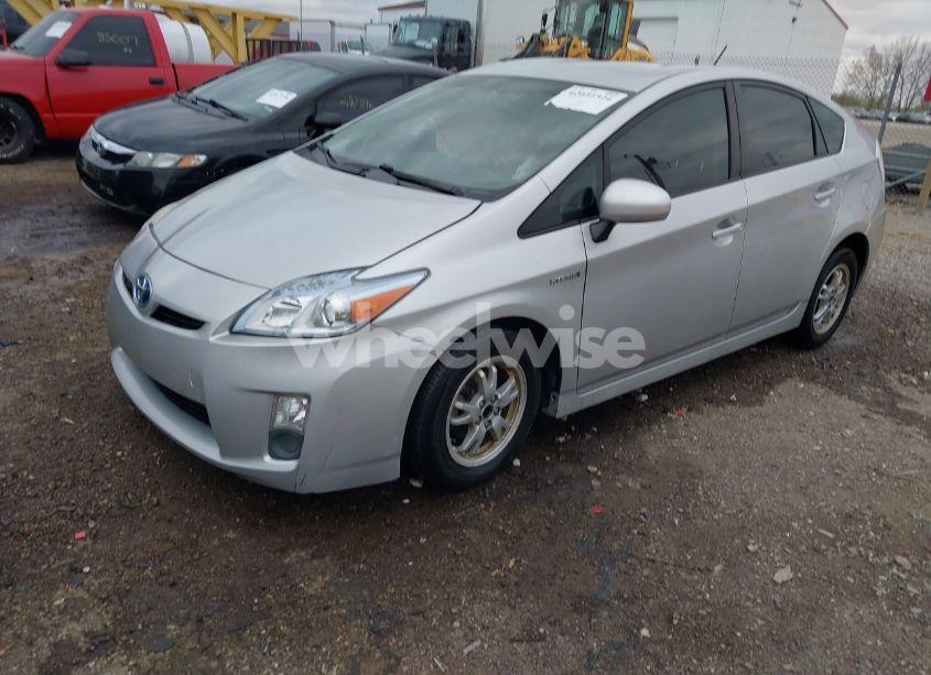 Photo 2 of 2010 Toyota Prius II (VIN JTDKN3DU1A5108849)