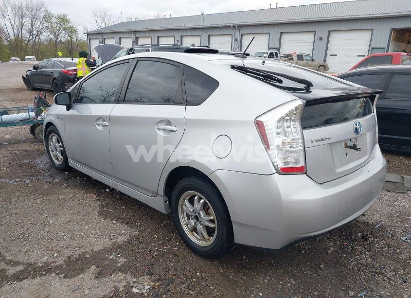 Photo 3 of 2010 Toyota Prius II (VIN JTDKN3DU1A5108849)