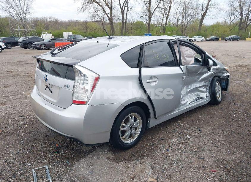 Photo 4 of 2010 Toyota Prius II (VIN JTDKN3DU1A5108849)