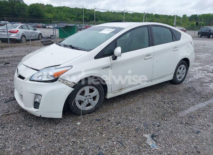 Photo 2 of 2011 Toyota Prius TWO (VIN JTDKN3DU1B0248527)