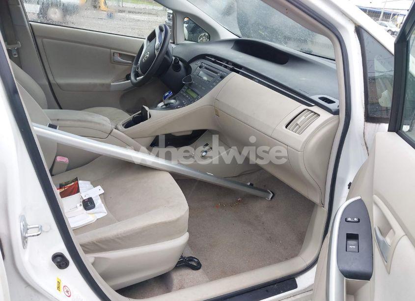 Photo 5 of 2011 Toyota Prius TWO (VIN JTDKN3DU1B0248527)