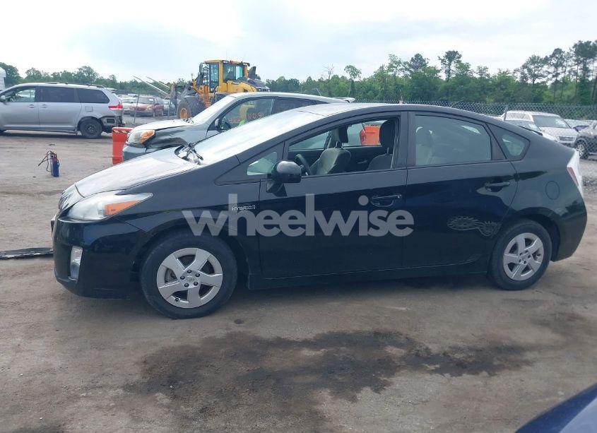 Photo 14 of 2011 Toyota Prius TWO (VIN JTDKN3DU1B0271175)