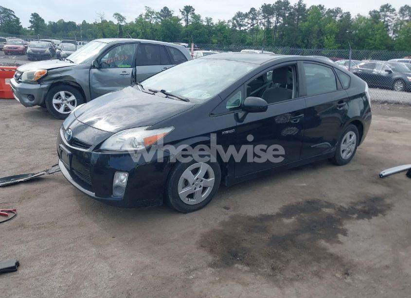 Photo 2 of 2011 Toyota Prius TWO (VIN JTDKN3DU1B0271175)