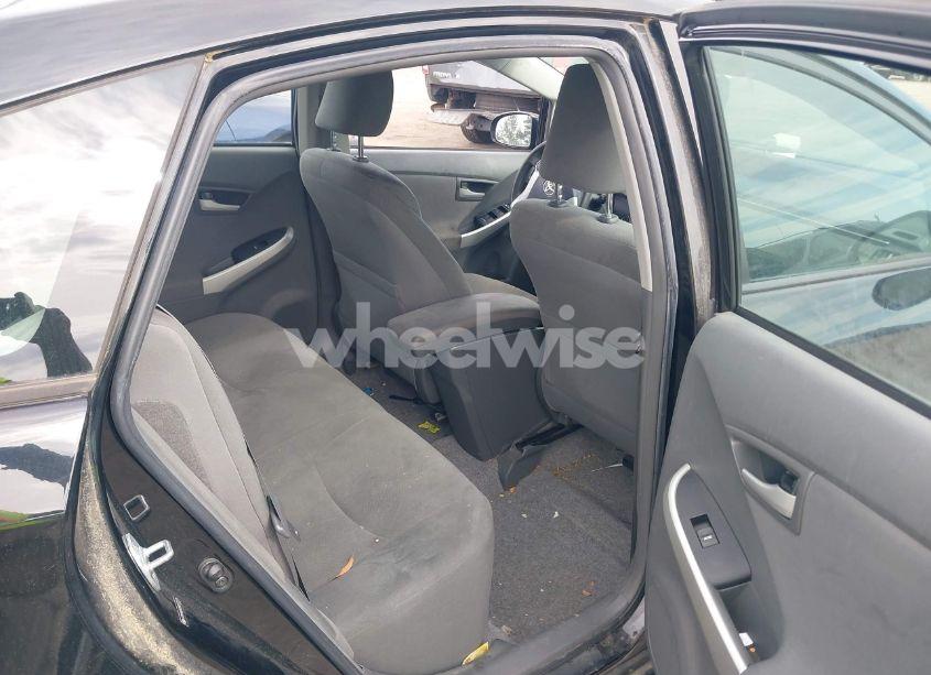 Photo 8 of 2011 Toyota Prius TWO (VIN JTDKN3DU1B0271175)