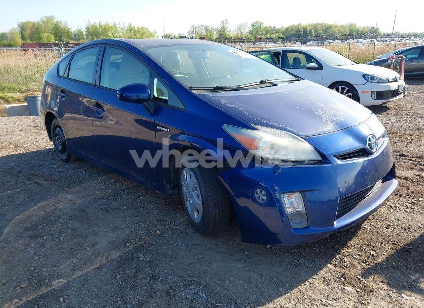 2011 Toyota Prius TWO (VIN JTDKN3DU1B1410358) main photo