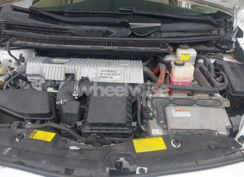 Photo 10 of 2011 Toyota Prius THREE (VIN JTDKN3DU1B5346895)