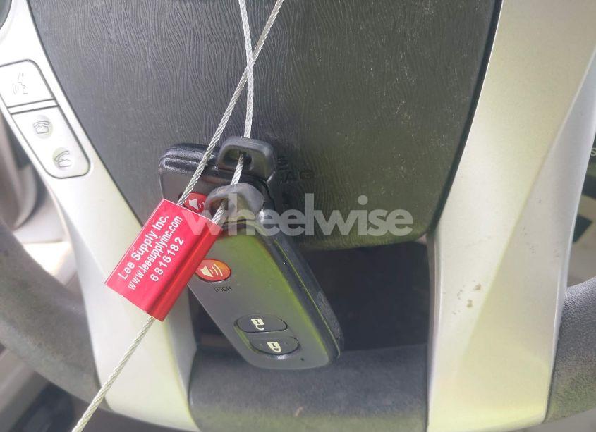 Photo 11 of 2011 Toyota Prius THREE (VIN JTDKN3DU1B5346895)