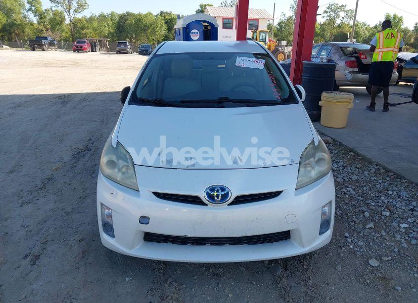 Photo 12 of 2011 Toyota Prius THREE (VIN JTDKN3DU1B5346895)