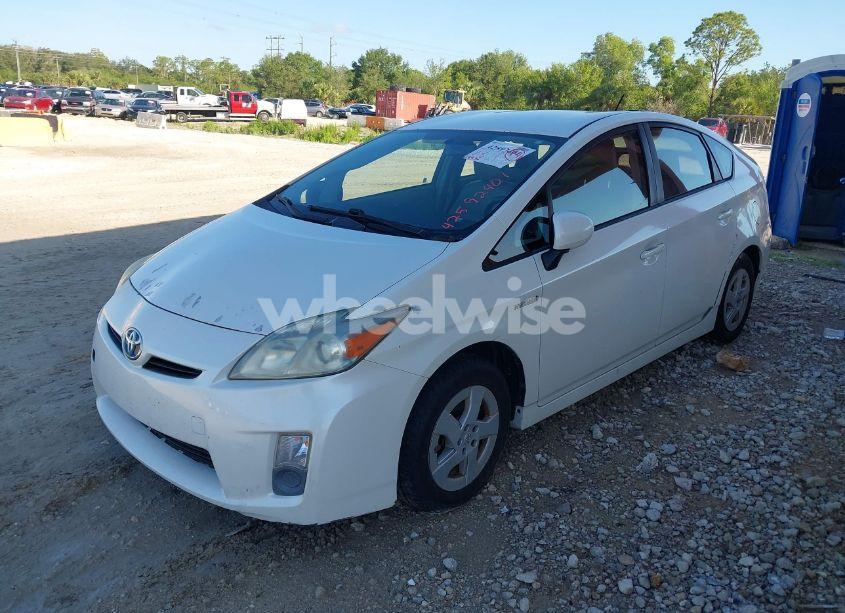 Photo 2 of 2011 Toyota Prius THREE (VIN JTDKN3DU1B5346895)
