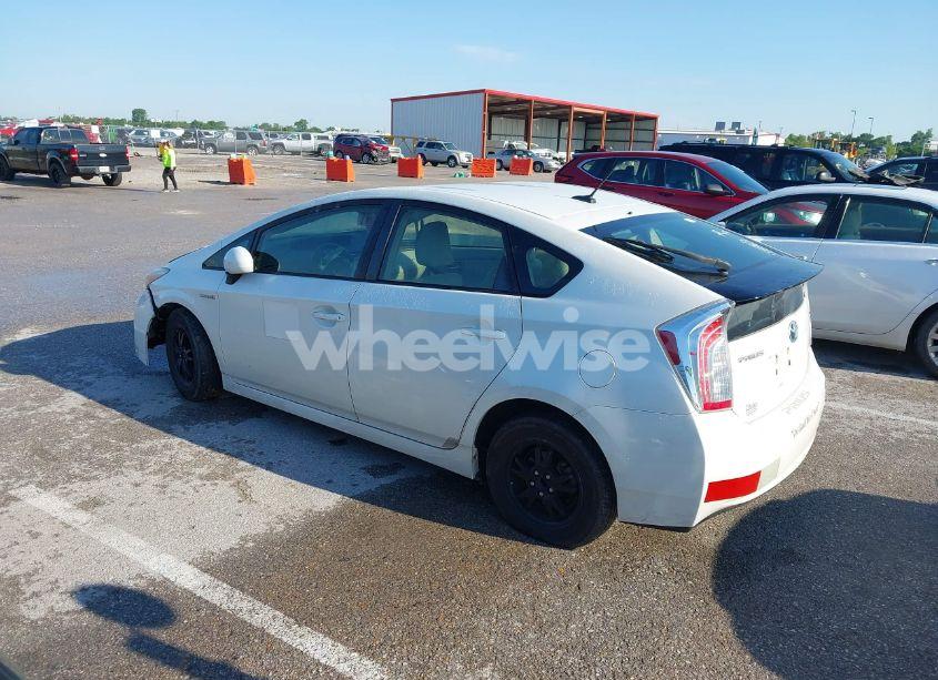 Photo 3 of 2012 Toyota Prius THREE (VIN JTDKN3DU1C1503107)