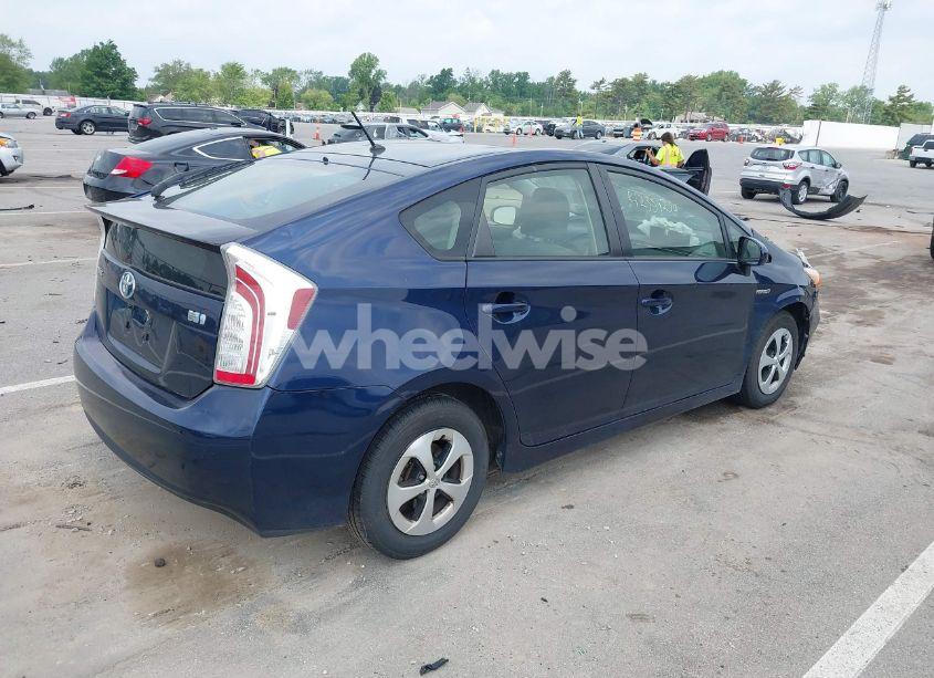 Photo 4 of 2012 Toyota Prius TWO (VIN JTDKN3DU1C1517380)