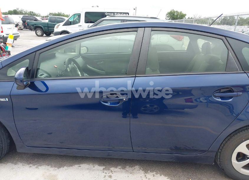 Photo 14 of 2012 Toyota Prius TWO (VIN JTDKN3DU1C1557166)