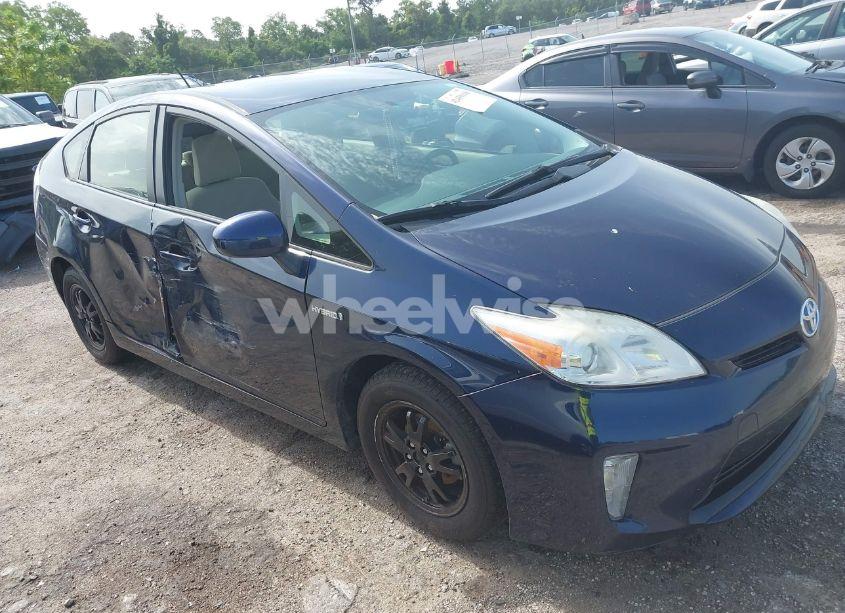 2013 Toyota Prius THREE (VIN JTDKN3DU1D0350350) main photo