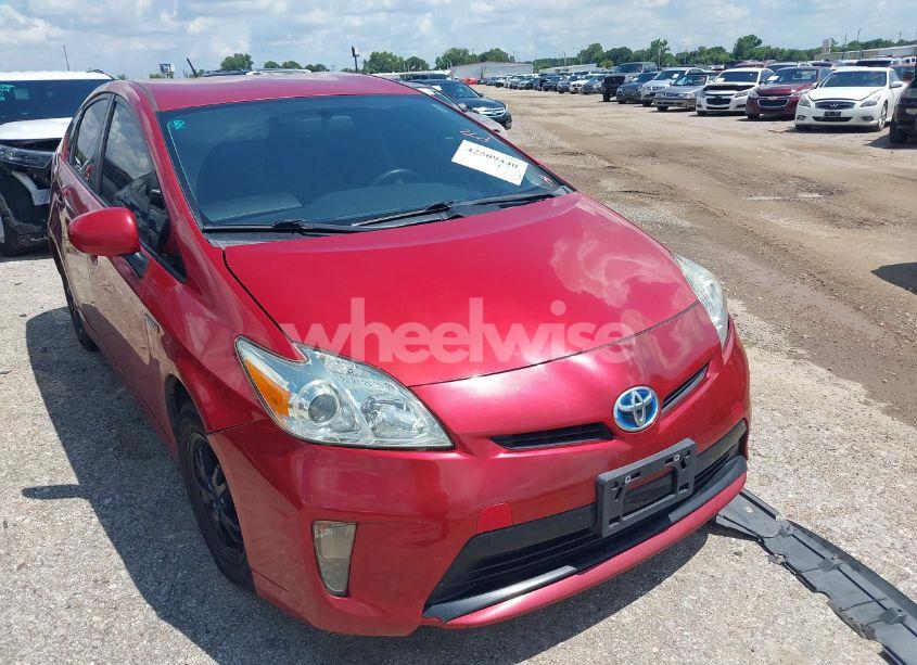 2013 Toyota Prius TWO (VIN JTDKN3DU1D0352308) main photo