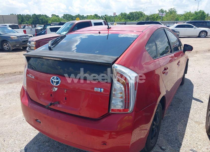 Photo 4 of 2013 Toyota Prius TWO (VIN JTDKN3DU1D0352308)