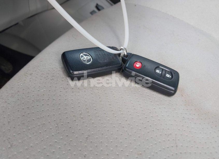 Photo 11 of 2013 Toyota Prius TWO (VIN JTDKN3DU1D5702331)