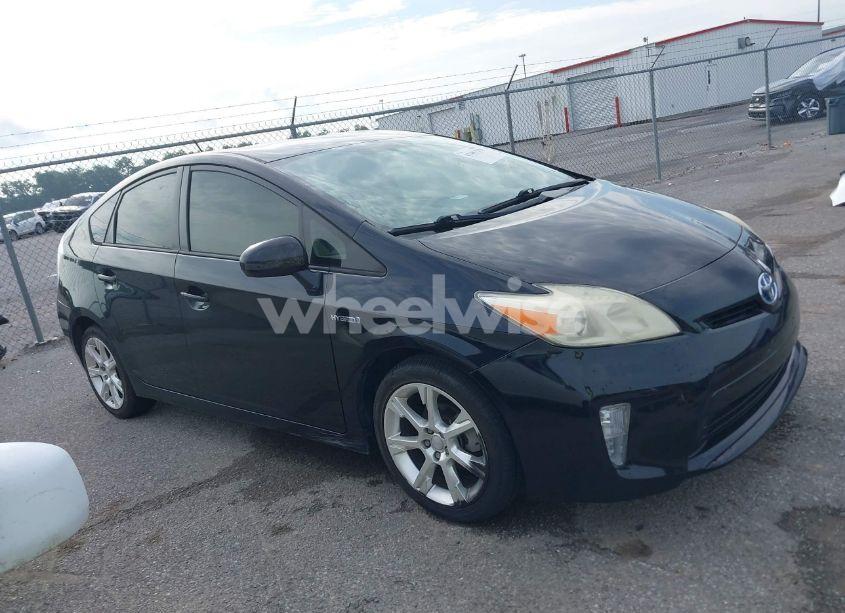 Photo 13 of 2013 Toyota Prius TWO (VIN JTDKN3DU1D5702331)