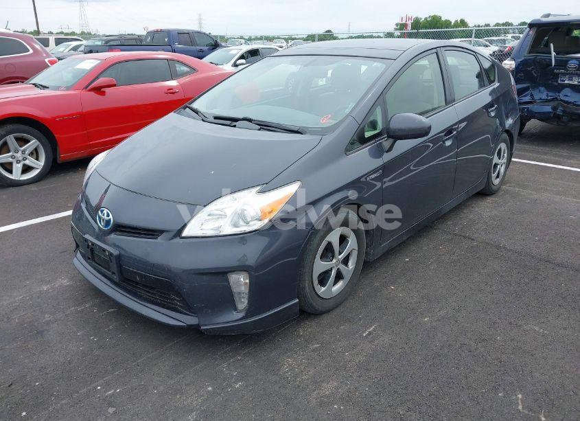 Photo 2 of 2014 Toyota Prius FOUR (VIN JTDKN3DU1E1767592)