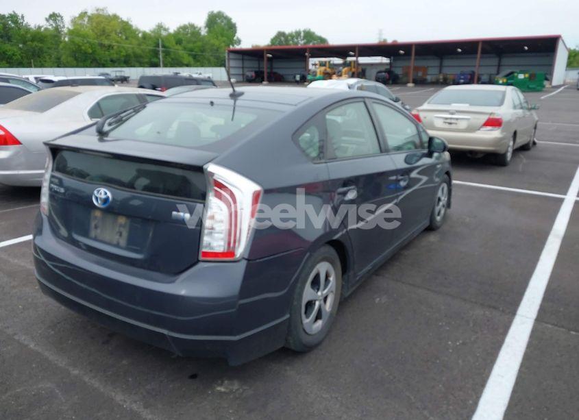 Photo 4 of 2014 Toyota Prius FOUR (VIN JTDKN3DU1E1767592)