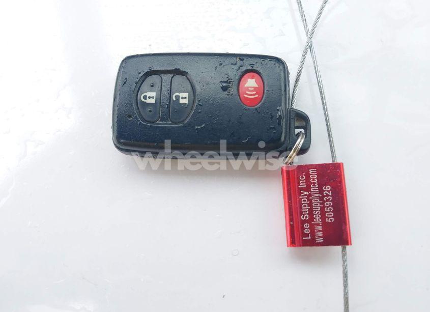 Photo 11 of 2015 Toyota Prius FIVE/FOUR/PERSONA SERIES SPECIAL EDITION/THREE/TWO (VIN JTDKN3DU1F0431223)