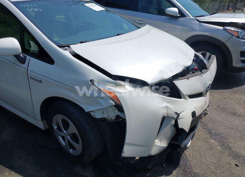 Photo 17 of 2015 Toyota Prius TWO (VIN JTDKN3DU1F0456381)