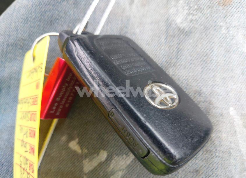 Photo 11 of 2015 Toyota Prius (VIN JTDKN3DU1F0476856)