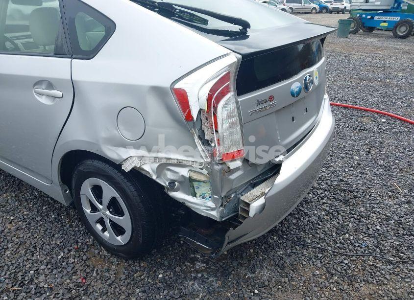 Photo 6 of 2015 Toyota Prius (VIN JTDKN3DU1F0476856)